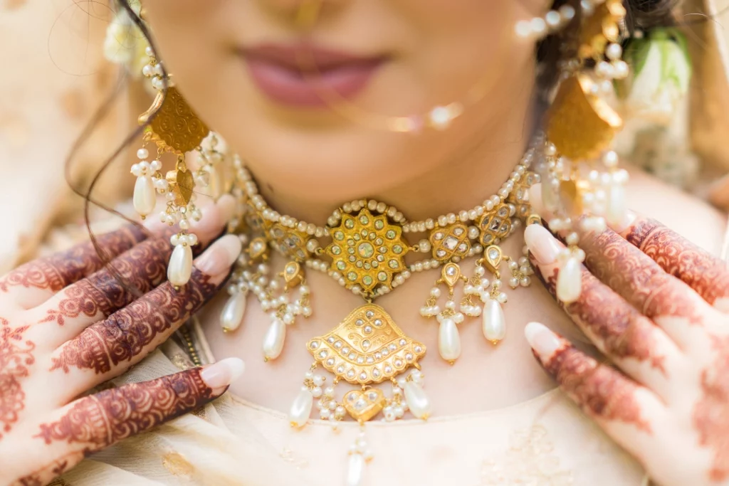 Indian bride showing choker necklace
